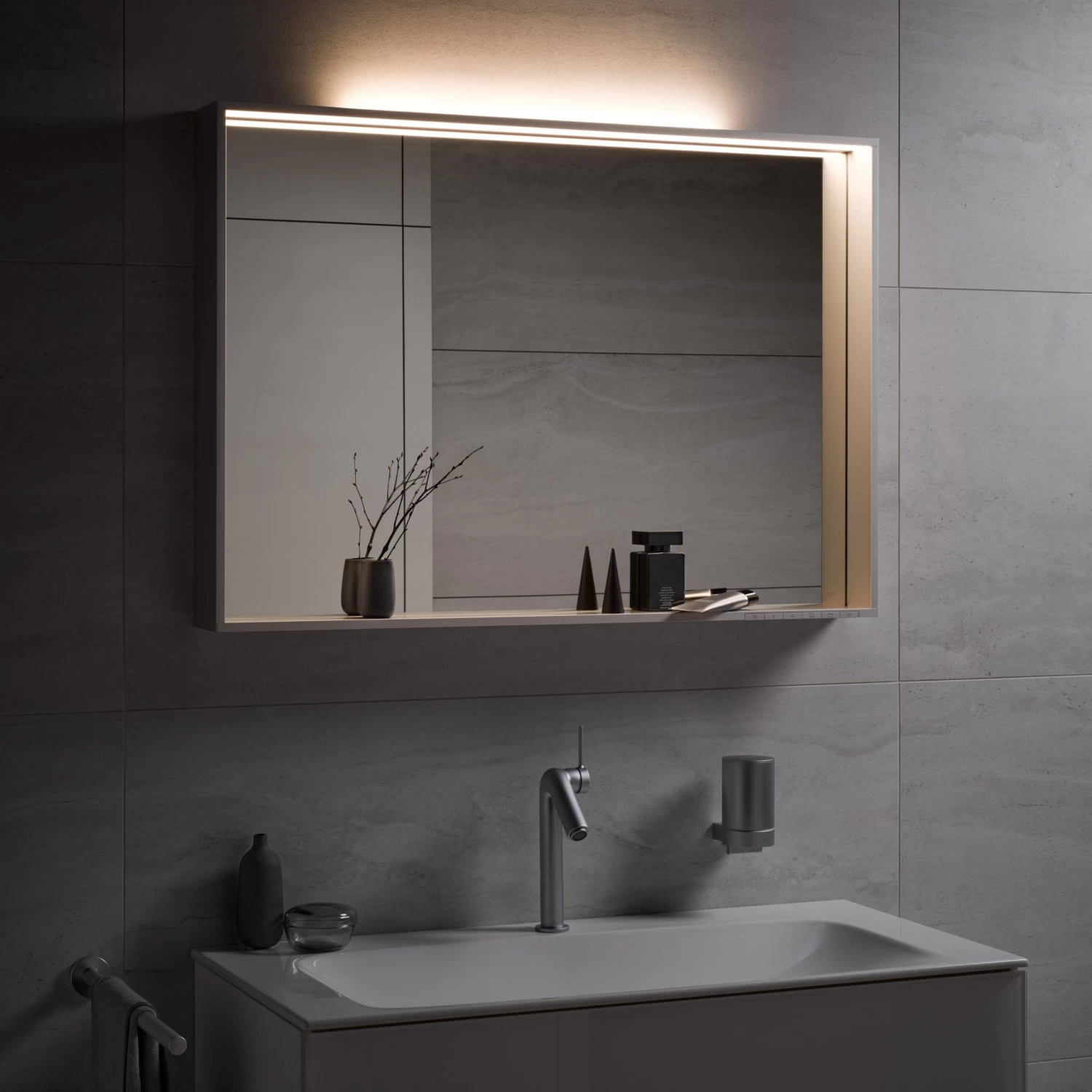 Keuco X-Line Lichtspiegel 33298293500, Inox, 1200x700x105mm, LED-Beleuchtung Und Spiegelheizung 8 Keuco X-Line Lichtspiegel 33298293500, Inox, 1200x700x105mm, LED-Beleuchtung Und Spiegelheizung – Bild 6