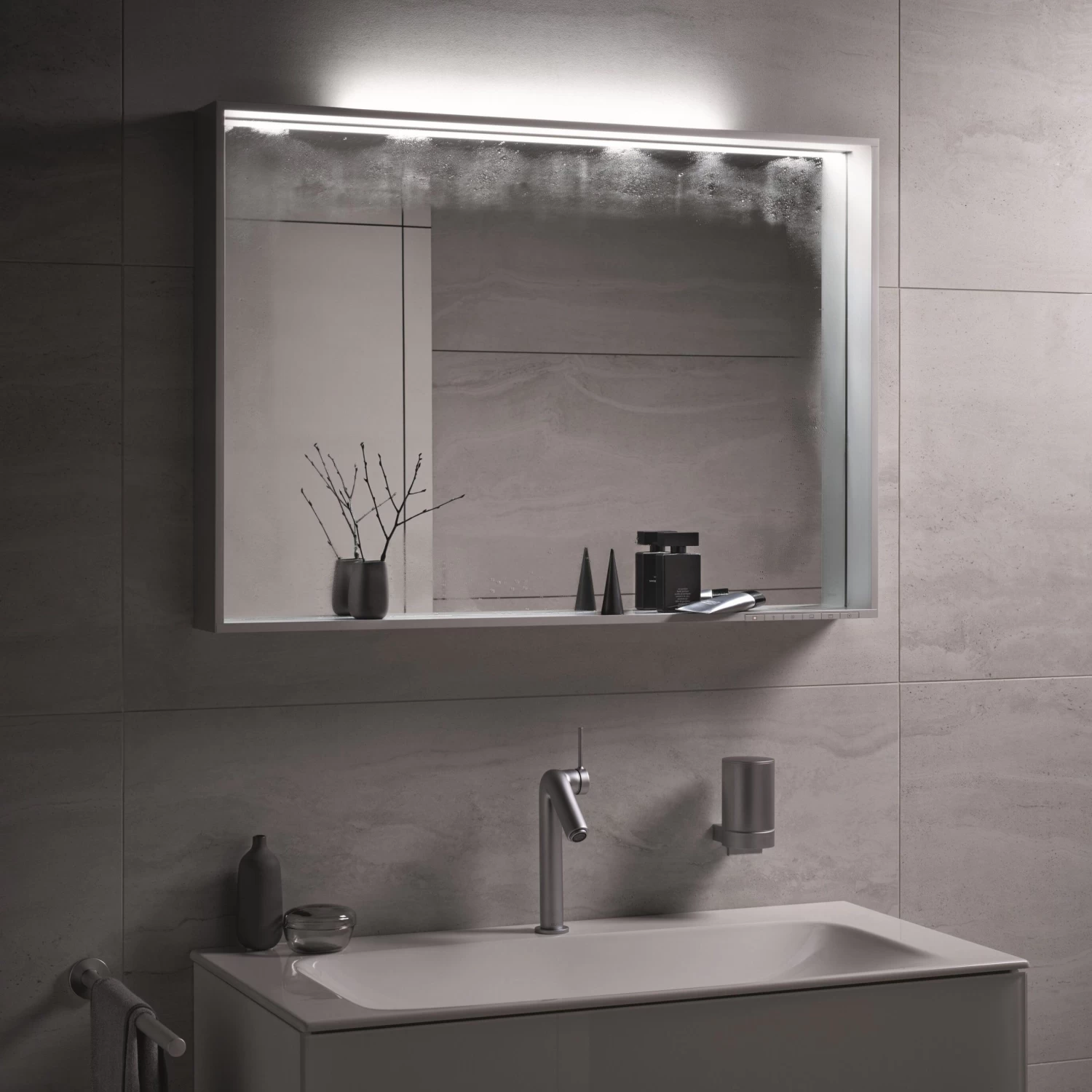 Keuco X-Line Lichtspiegel 33298293500, Inox, 1200x700x105mm, LED-Beleuchtung Und Spiegelheizung 11 Keuco X-Line Lichtspiegel 33298293500, Inox, 1200x700x105mm, LED-Beleuchtung Und Spiegelheizung – Bild 9